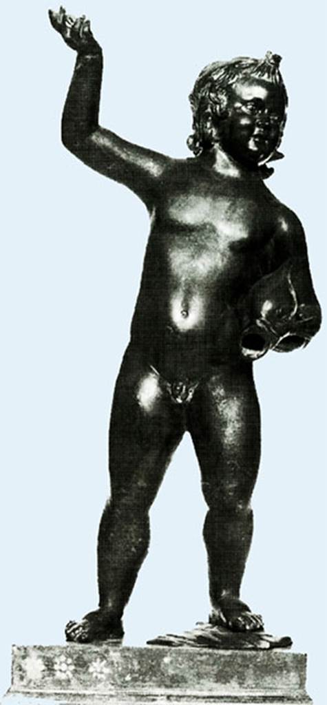 Villa dei Papiri, Herculaneum. Bronze statuette of a putto.
Found in 1751, at south west corner.
Now in Naples Archaeological Museum. Inventory number 5032.